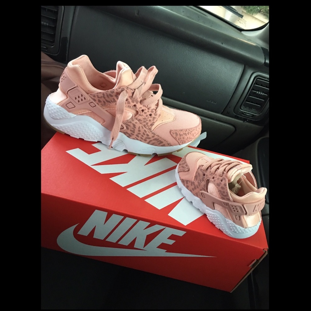 Mommy & Me Set Nike Huraches 💓